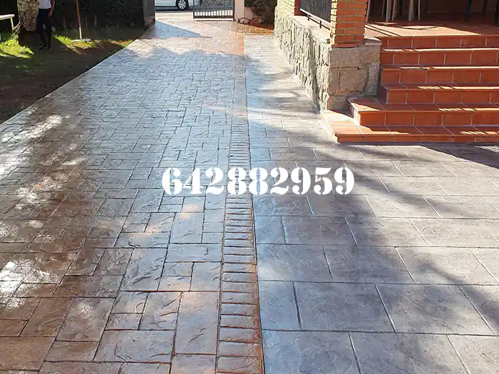 Obra de hormigón impreso en Santiago de Compostela