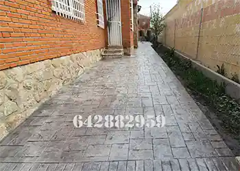 Hormigón impreso alrededor de la piscina